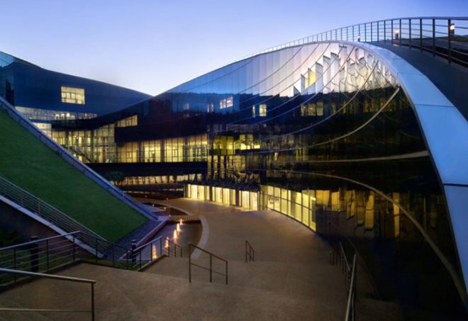 Green Roof Art School, CPG Consultants, School of Art, Design and Media, Nanyang Technological University, Singapore, architecture, eco design, green roof