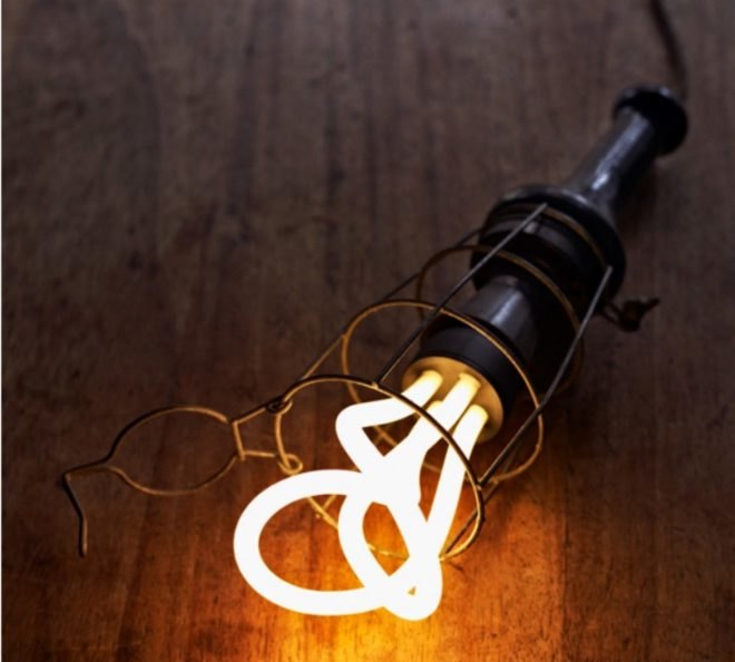 Plumen, plumen light bulbs, low energy light bulb, 110V bulb, plumen designed lights, designer light bulb, energy efficient light bulbs, nonconventional light bulbs, plumen 001, plumen 110V, designed lighting, sustainable light solutions