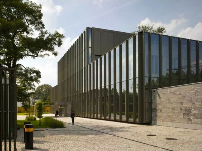 Tony Fretton Architects, British Embassy in Warsaw, double glazed facade, blast-proof facade, poland, embassy, energy efficient design
