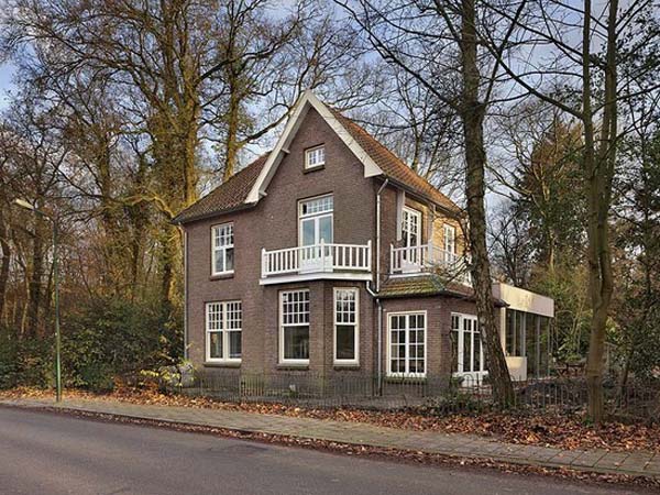 Zero energy,Sustainable Building,Solar Power,Renewable Energy,Recycled Materials,green technology,Green renovation,Green Real Estate,Green Materials,green Interiors,Architecture,Air quality,dutch design,zecc architects, One Planet Architecture Institute,flax insulation,stucco,double glazing,solar panels,heat pump
