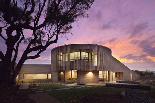 daylighting, energy efficiency, john gollings, barwon heads, fishing village, vertical skin, green building, green design, sustainable design, eco design, skylight, australia, jackson clements burrows,