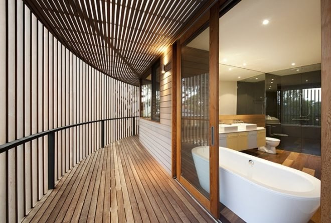 daylighting, energy efficiency, john gollings, barwon heads, fishing village, vertical skin, green building, green design, sustainable design, eco design, skylight, australia, jackson clements burrows,