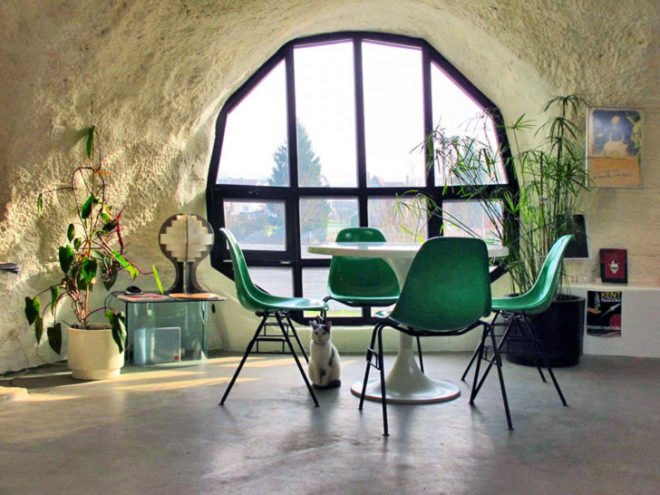 Unusual architecture, futuristic pod structures, Pascal Hausermann, Bubble houses, Museumotel, french pod hotel, concrete veil, innovative architecture