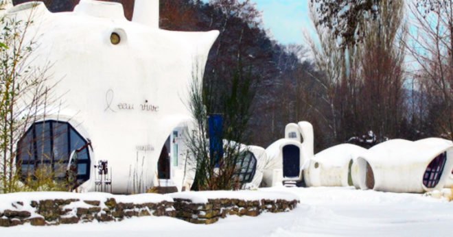 Unusual architecture, futuristic pod structures, Pascal Hausermann, Bubble houses, Museumotel, french pod hotel, concrete veil, innovative architecture