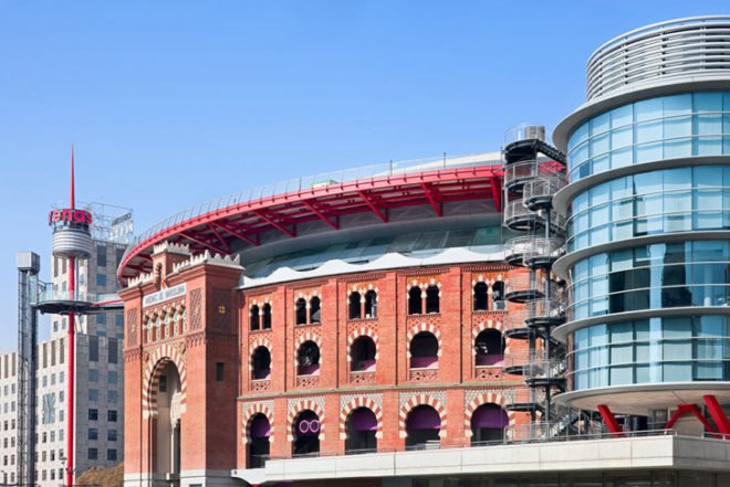 green design, eco design, sustainable design, Richard Rogers, Barcelona, Bullfighting ring, Las Arenas, Repurposed architecture, Spanish shopping center