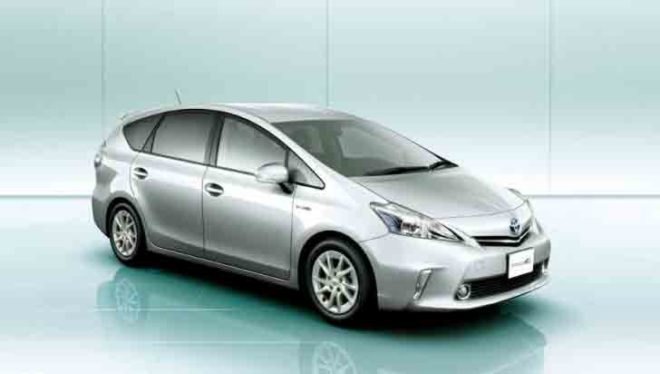 Toyota Prius Alpha, Toyota sales, Toyota Prius demand, green automotive design, hybrid minivan, alternative transportation, green transportation