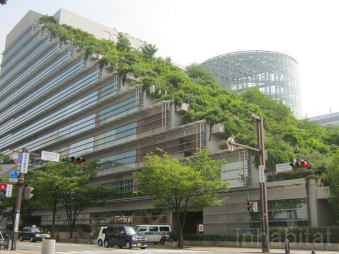 “sustainable architecture”, acros, Eco Architecture, eco design, Emilio Ambasz, fukuoka, grass covered building, green architecture, Green Building, green design, green roof, green space, Japan, Japanese, pyramid, sustainable design, urban space, Ziggurat, green roofed building in japan, green pyramid