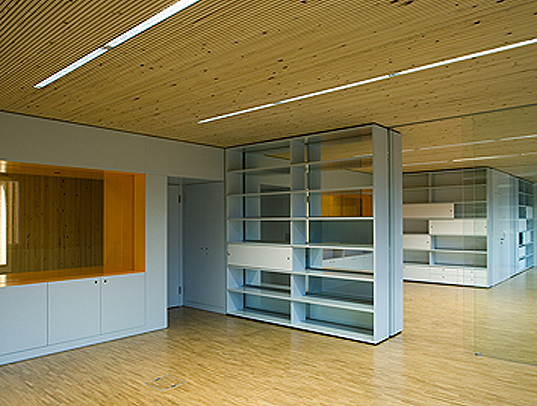 Bauzeit Architekten, Operation Center Burgergemeinde, green design, eco design, sustainable design, wooden, natural lighting