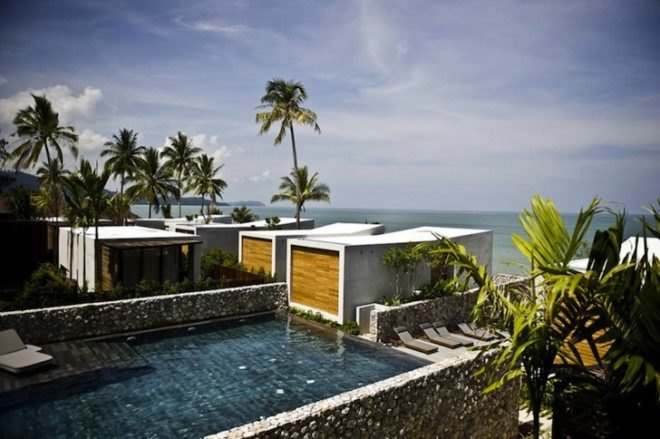 solar energy, solar panels, natural materials, eco-design, sustainable design, green design, sustainable architecture, Thailand, Casa de la Flora, VasLab Architects