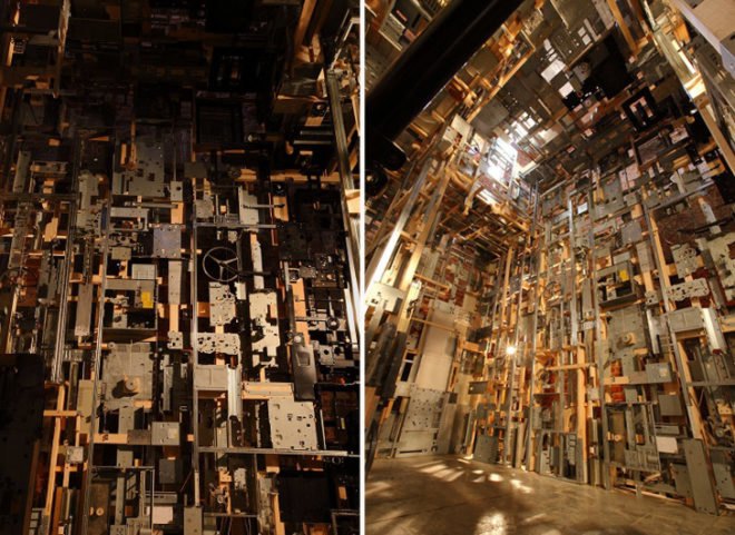 Marek Tomasik, Room Installation from Electronic Waste, electronic waste, reusing electronic waste, electronic waste art, eco art, “You sometimes have to be open”