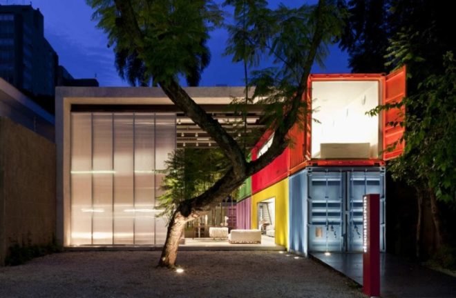 Brasil eco building, Brasil green building, Decameron Design, eco furniture store, green furniture store, marcio kogan, retail container store, Sao Paulo green design, shipping container retail, store made from containers, Studio mk27, tempoary store design