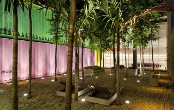 Brasil eco building, Brasil green building, Decameron Design, eco furniture store, green furniture store, marcio kogan, retail container store, Sao Paulo green design, shipping container retail, store made from containers, Studio mk27, tempoary store design