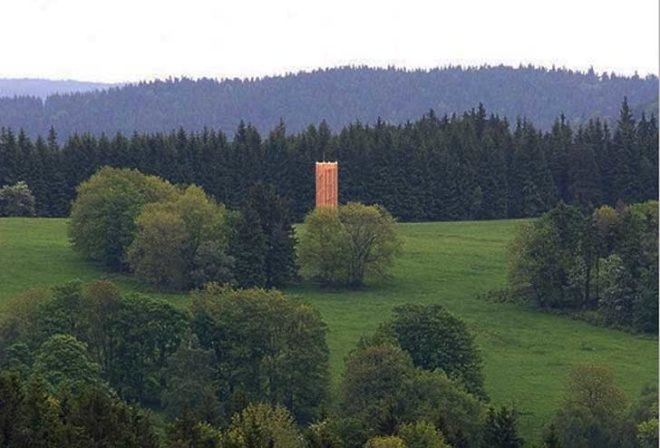 Jenga, green design, eco design, sustainable design, Tower, wooden tower, Czech Republic, Lucany nad Nisou, e-MRAK, Honza Mach, tourist attraction,