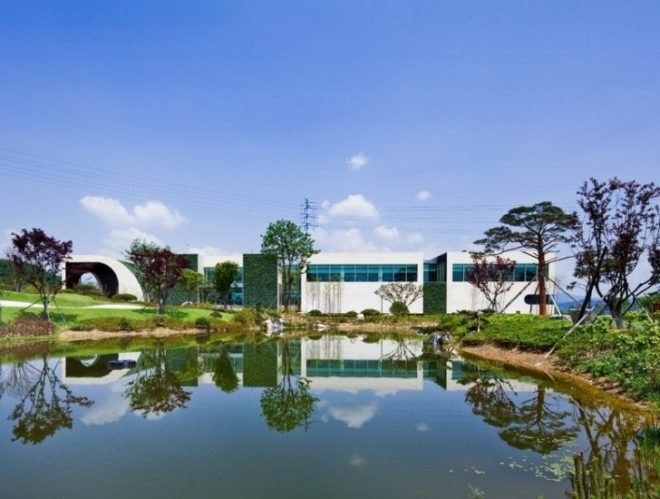 Hyunioon Yoo Architects, living wall design, golf club green design, green wall, living wall, green golf club, eco golf club, Korean Green Golf Club, eco facade, green golf design
