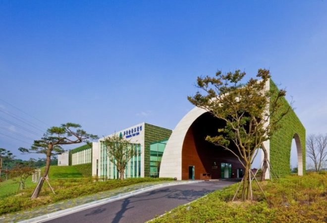 Hyunioon Yoo Architects, living wall design, golf club green design, green wall, living wall, green golf club, eco golf club, Korean Green Golf Club, eco facade, green golf design
