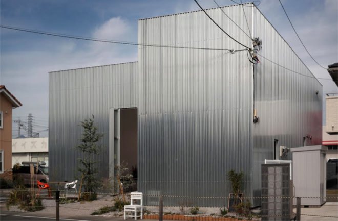 green design, eco design, sustainable design, Ikimono Architects, Open air architecture, interior garden, interior courtyard, Airy House, Gunma, Japan, Japanese Architecture, cafe residence