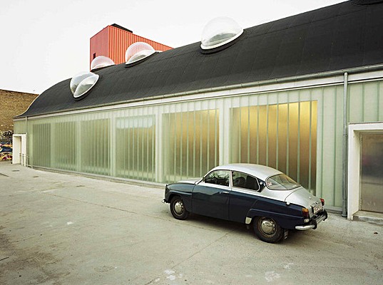 green renovation, green design, sustainable design, sustainable reuse, eco-design, copenhagen, Sjakket Youth Building, JDS Architects, industrial skyline