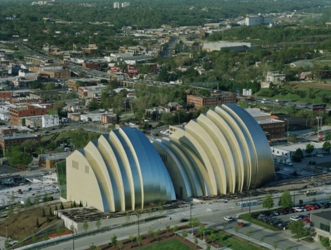 Kauffman Center, Moshe Safdie, Kansas City, BNIM, BIM, daylighting, performance center