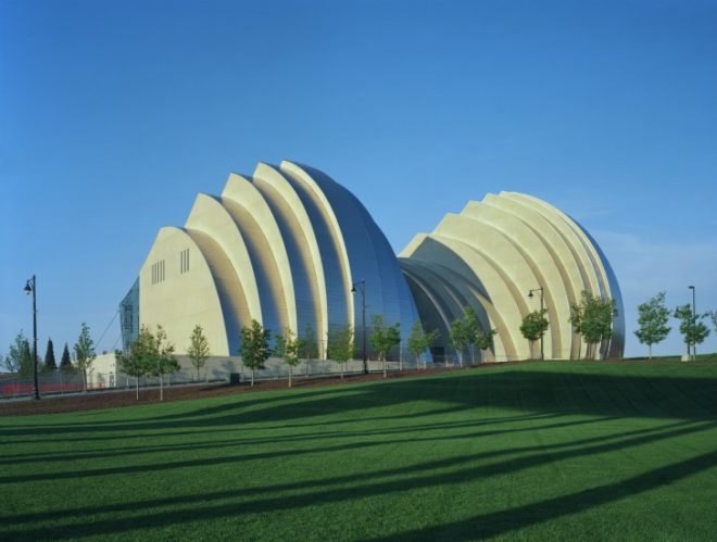 Kauffman Center, Moshe Safdie, Kansas City, BNIM, BIM, daylighting, performance center