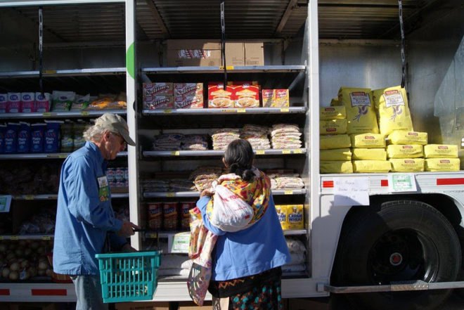 mobile food truck, mobile grocery, food desert, how to fix a food desert, food desert shopping options, supermarket shortage, grocery store shortage, mogro mobile food truck, mogro mobile supermarket, mogro