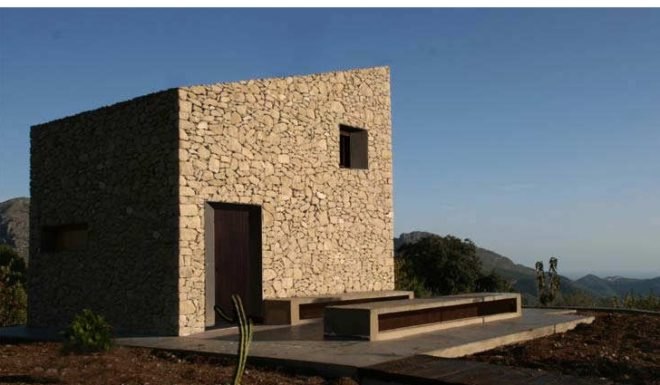 dry stone wall, Spain green home, spanish green house design, Mediterranean country house,Enproyecto Arquitectura, Refugio en La Vall de Laguar,