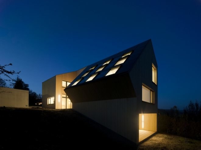 slagstar, passivhaus, carbon neutral home design, low embodied energy house, Hein-Troy, Austria solar house, Austria green home, house Velux skylight, net zero carbon house, first net zero energy house,