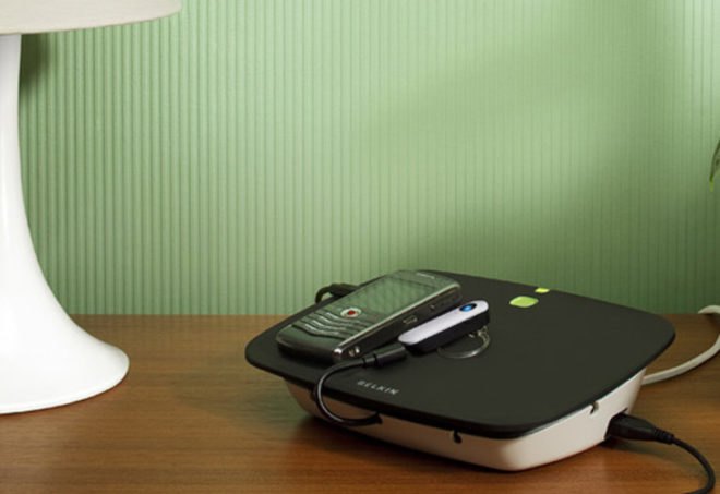 eco-friendly father's day gifts, green gadgets, green gadget gifts, belkin conserve valet, belkin conserve, belkin valet, belkin usb charging station