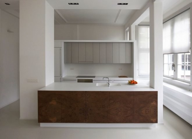 green wall, vertical garden, Japanese, i29, Home 06, Amsterdam, green design, sustainable design, eco-design, minimalist design, whitewashed interior