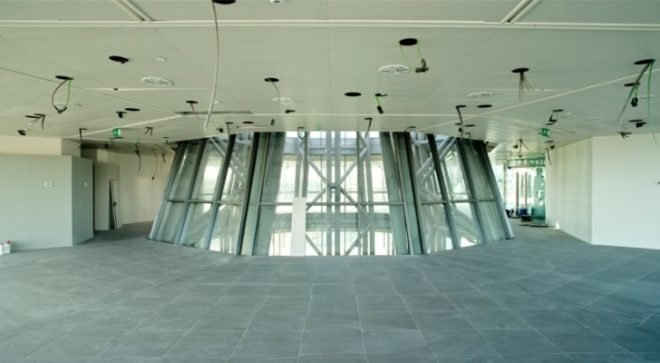iGuzzini Headquarters, Mias Arquitectes, Barcelona, shade screen, fabric shade screen, spherical building, eco office