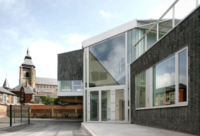 Belgium public plaza, local building materials, L’Escaut Architects, BE Weinand, green building, eco building, belgium green building, green roof, public space, green performance hall, eco public space, contemporary green design,