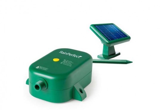 eco-friendly father's day gifts, powerfilm solar charger, green gadgets, green gadget gifts, solar power, solar powered usb charger, solar powered usb + aa battery charger, solar powered device charger, samsung replenish, samsung restore, samsung smart phones, samsung post-consumer plastic phones, samsung recycled content phones, belkin conserve valet, belkin conserve, belkin valet, belkin usb charging station, solar rainwater pump, solar water pump, RainPerfect, RainPerfect solar rainwater pump, h2o water powered radio, water powered radio, olympus evolt camera, olympus evolt e410 dslr camera, energy efficient dslr camera