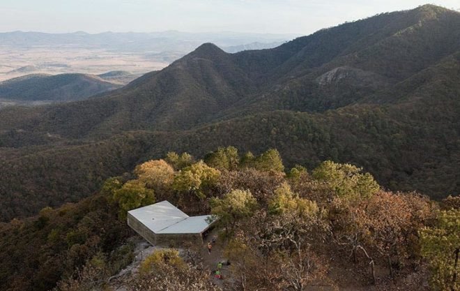 Eco-tourism, sustainable architecture, ecological corridor, Elemental architects, Ruta del Pelgrino, Jalisco mountains, lookout point, green design, sustainable design, eco-design