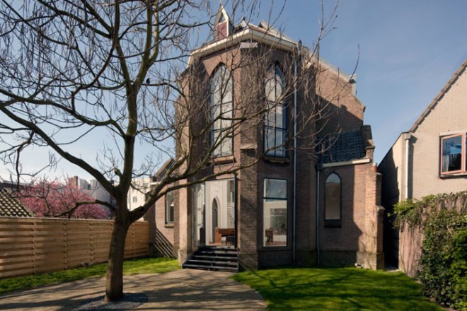 Zecc Architecture, Utrecht, Netherlands, converted church, repurposed church, stained glass, green design, eco design, sustainable design, historical preservation, modular architecture, St. Jakobus