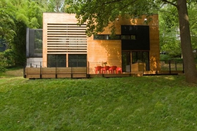 house in heat wave, low energy, keep cool, trick to stay cool, summer heating, reduce AC, eliminate AC, summer cooling tricks, cool house, cool home, evaporative cooling, cool clothing, night flush cooling, insulation in summer, shading house, blinds for cooling, new windows, AC tune up