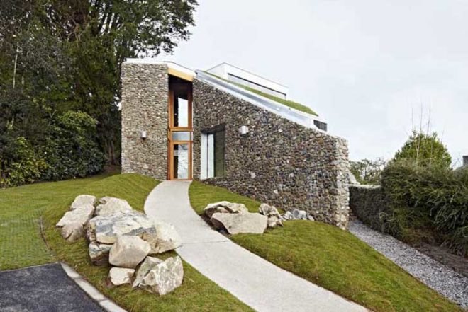 Sustainable Building,Renewable Energy,Landscape Architecture,green roof,Green Materials,green Interiors,Design for Health,Botanical,Architecture,local materials, riba awards 2011, british design,British Designer,sedum roof,photovoltaic panels,