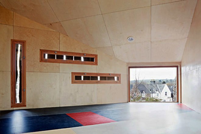 Sustainable Building,Renewable Energy,Landscape Architecture,green roof,Green Materials,green Interiors,Design for Health,Botanical,Architecture,local materials, riba awards 2011, british design,British Designer,sedum roof,photovoltaic panels,