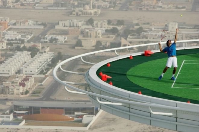 Burj Al Arab, Tennis Court, green roof, world's highest tennis court, andre agassi, green design, roger federer