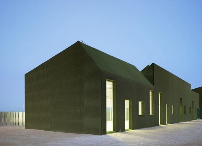 green roof, green wall, Spain, Huma Arquitectura, Roldan public School and Primary (CEIP), green design, sustainable design, minimalist design, eco-design, industrial chic,