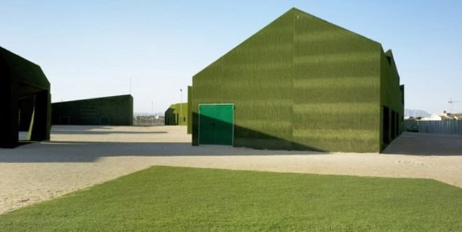green roof, green wall, Spain, Huma Arquitectura, Roldan public School and Primary (CEIP), green design, sustainable design, minimalist design, eco-design, industrial chic,