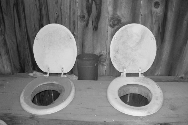 waterless toilet, new toilet, toilet design, efficient toilet, bill and melinda gates foundation, the gates foundation, bill gates, melinda gates, potable water, undrinkable water, sanitation facilities, health concerns, design for health, healthy design