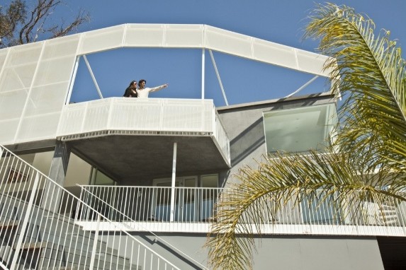 jovanovic residence, dr sascha jovanovic, lorcan o'herlihy, sustainable design green design, passive design, brise soleil, shade screen, green architecture, green renovation
