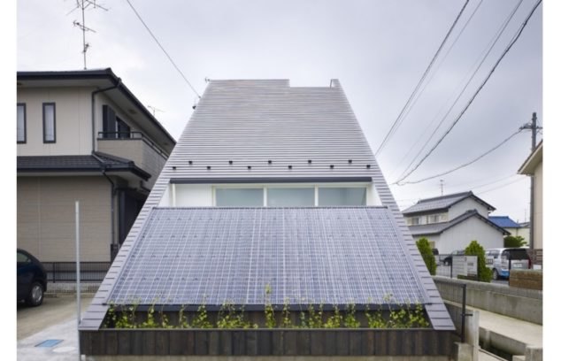 Katsutoshi Sasaki, eco house, house courtyard, green building, Japanese green building, Japan eco house, natural cooling,site appropriate design, Small Japanese house,