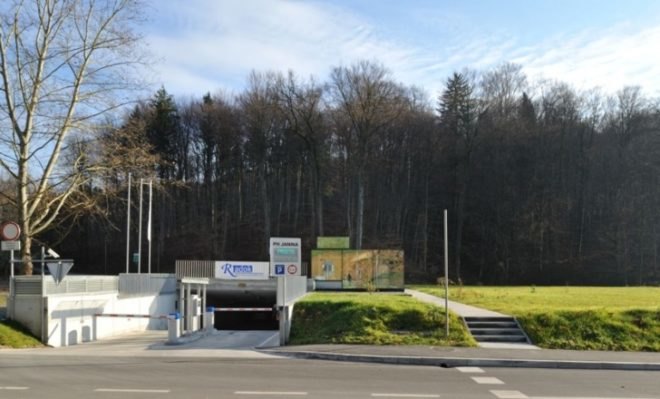 API Arhitekti, eco parking lot, green parking lot, underground parking, environmentally sensitive parking lot, green roof parking lot, minimalist parking lot, Slovenia green building,