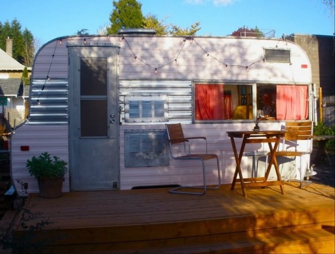 Trailer Hair Salon, Holiday Hair Studio, green renovation, trailer, camper, caravan, remodeled camper, portland