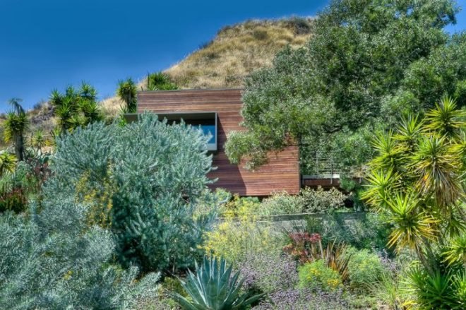 Writer's Studio, Bertram Architects, Green oak writer's studio, los angeles, small space living, home office, studio