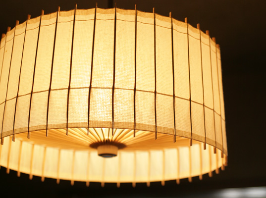 japan design, traditional crafts, lighting design, wagasas, japanese design, sustainable design, green design, hiyoshi, kotaro nishibori, sustainable interiors, green lighting, washi lamps