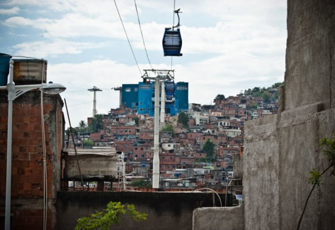 cable car, public transportation, rio de janeiro, sustainable transportation, green transportation, sustainable design, favela, alemão complex, complexo do alemão, teleferico,alternative transportation, alemão favela complex, urban revitalization, urban revitalization favela, pac, growth acceleration program, jorge mario jauregui, pac alemao, pac alemão