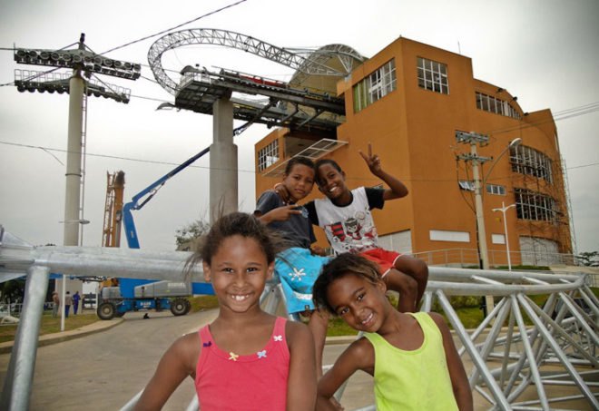cable car, public transportation, rio de janeiro, sustainable transportation, green transportation, sustainable design, favela, alemão complex, complexo do alemão, teleferico,alternative transportation, alemão favela complex, urban revitalization, urban revitalization favela, pac, growth acceleration program, jorge mario jauregui, pac alemao, pac alemão
