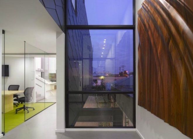 20th Street Offices, Belzberg Architects, leed gold, green roof, solar power, eco office, santa monica