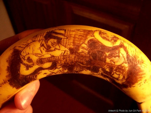 Jun Gil Park, green design, eco design, eco friendly, environmental design, Dizzie Gillespie, buena vista social club, australia, sustainable design, sustainable living, green living, eco habitat, eco conscious, biodegradable, biodegradable art, banana art, bananas, toothpicks, etching, live art, oxidation
